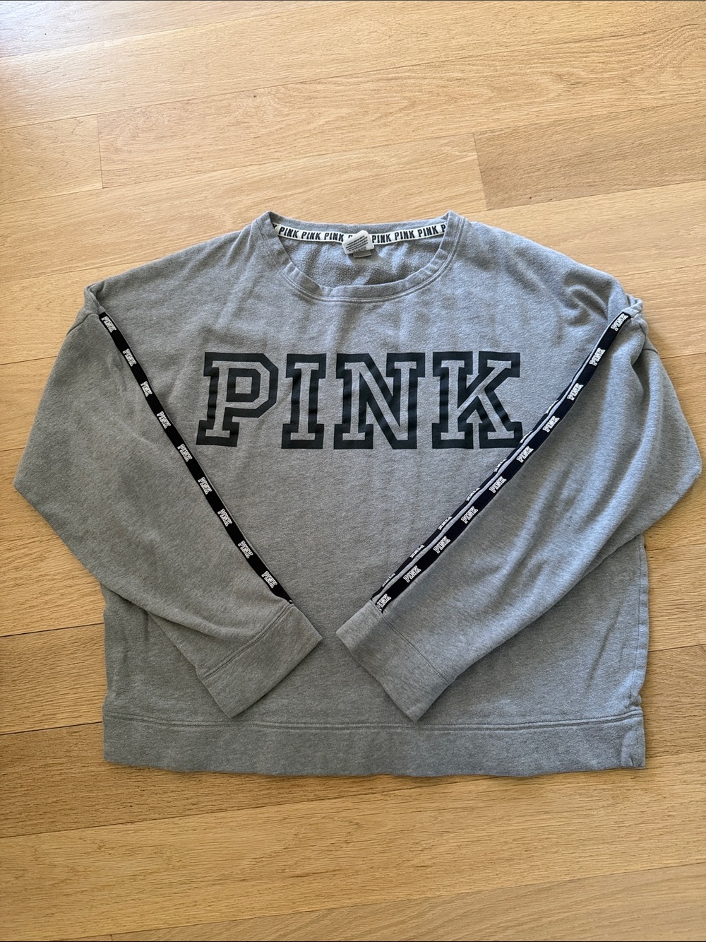 PINK Victoria's Secret Gray Logo Crewneck Sweatshirt Sz L Womens
